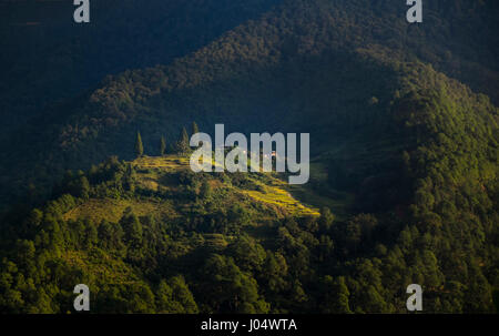 Thimphu, Bhoutan - CIRCA Octobre 2014 : Maison à la campagne au Bhoutan Banque D'Images