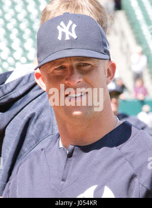 Baltimore, États-Unis. Le 08 Avr, 2017. Le voltigeur des Yankees de New York Brett Gardner (11) avant le match contre les Orioles de Baltimore à l'Oriole Park at Camden Yards de Baltimore, MD, le Samedi, Avril 8, 2017. Credit : Ron Sachs/CNP (restriction : NO New York ou le New Jersey Journaux ou journaux dans un rayon de 75 km de la ville de New York) - AUCUN FIL SERVICE - Photo : Ron Sachs/consolidé/dpa/Alamy Live News Banque D'Images