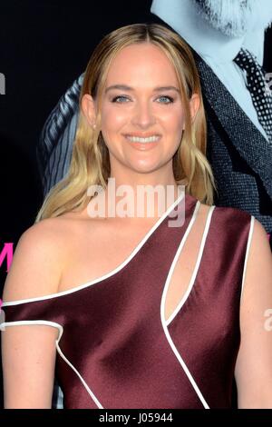 Los Angeles, CA, USA. 3ème apr 2017. Jess Isabelle Zerrouk Bureau au niveau des arrivées de l'AMC, FILS, Premiere série Théâtre ArcLight, Los Angeles, CA, le 3 avril 2017. Credit : Priscilla Grant/Everett Collection/Alamy Live News Banque D'Images