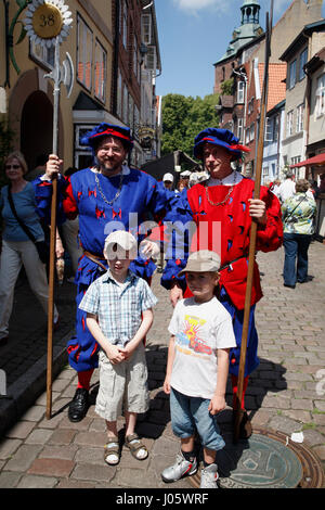 La garde de la ville, Festival Alte Handwerkerstrasse dans la vieille ville de Lunebourg, Lunebourg, Basse-Saxe, Allemagne Banque D'Images