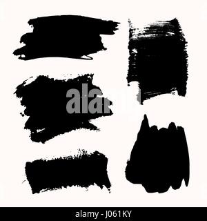 Un ensemble de coups de pinceau d'encre noire, isolé sur fond blanc. Éléments de conception graphique dessiné à la main avec l'exemplaire-espace. Illustration de Vecteur