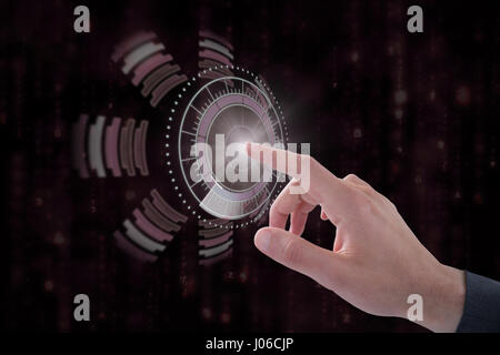 La main coupée de businessman touching digital contre écran noir et bleu généré numériquement matrix Banque D'Images