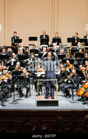 L'Orchestre Symphonique de Porto Rico, Luis A. Ferre Centre des arts de la scène (Bellas Artes), San Juan, Puerto Rico Banque D'Images