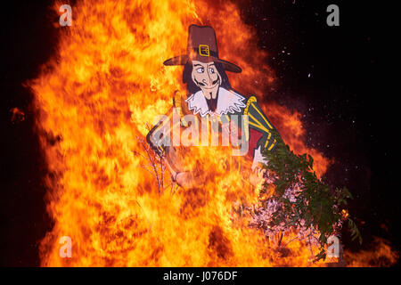 Guy Fawkes Lot De 15 Guirlandes De Fanions Pour Feux D'artifice 2,5 M