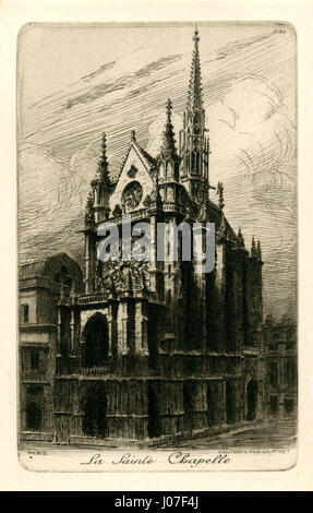 La Sainte Chapelle à Paris est un chef-d'œuvre gothique, connu pour ses superbes vitraux et sa conception architecturale complexe. Construit au XIIIe siècle, il a été construit pour abriter des reliques de la passion du Christ, mettant en valeur la grandeur de l'architecture gothique française. Banque D'Images