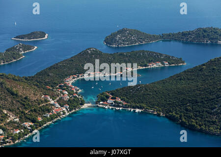 Vue aérienne de la ville de Pasadur sur l'île de Lastovo, Croatie Banque D'Images