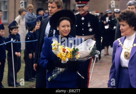La princesse Margaret visiter Bromsgrove Uk Avril 1986 Banque D'Images