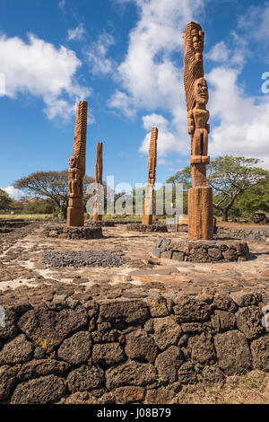 Les totems, Mano 'Okalanipo Park Road, Poipu, Kauai, Hawaii, USA Banque D'Images