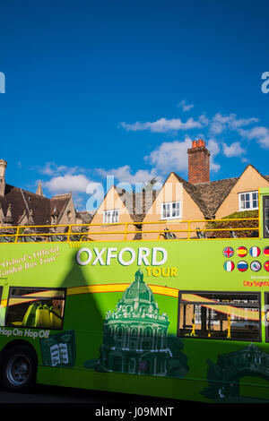 Oxford est une ville connue dans le monde entier comme l'accueil de l'Université d'Oxford, la plus ancienne université du monde anglophone. Angleterre, Royaume-Uni Banque D'Images