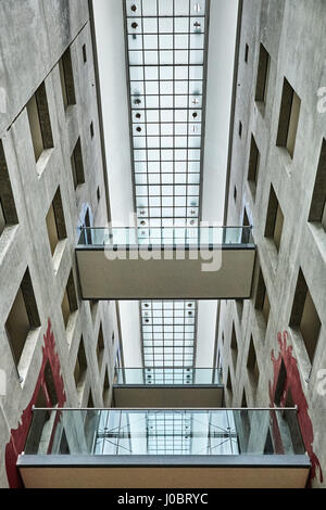 Couloir de la Royal Armouries de Leeds, Yorkshire. R.-U. Banque D'Images