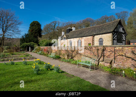 Chadkirk chapelle près Romiley, Stockport, Greater Manchester. Beau soleil du printemps. Banque D'Images