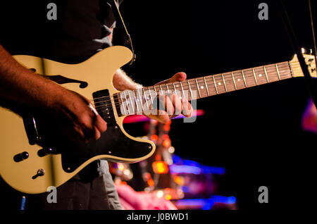 Guitare acoustique, guitare, guitare électrique Banque D'Images