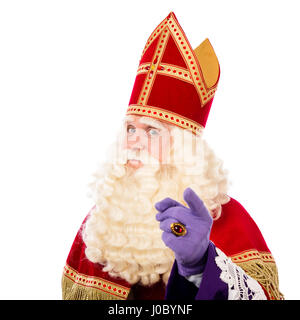 Sinterklaas avec doigt pointé. isolé sur fond blanc. Caractère néerlandais du Père Noël Banque D'Images