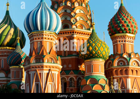 Close-up des dômes de la cathédrale Saint-Basile, UNESCO World Heritage Site, Moscou, Russie Banque D'Images