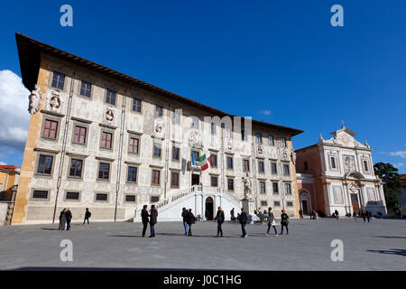 La Knight's Palace et l'église de Saint Stephen des Chevaliers, la Piazza dei Cavalieri, Pise, Toscane, Italie Banque D'Images