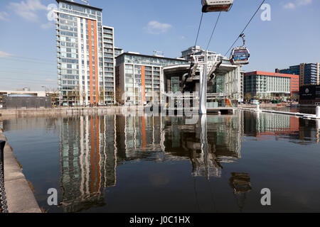 Téléphérique Emirates Airline Terminus au Royal Victoria Docks, Newham, East London Banque D'Images