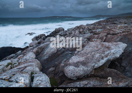 Un matin de tempête sur le littoral près de Borve, Isle of Harris, îles Hébrides, Ecosse, Royaume-Uni Banque D'Images