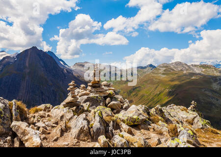 Pile de rochers dans les montagnes, Santa Caterina Valfurva, Bormio, Italie Banque D'Images