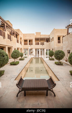 Bab Al Shams Desert Restort. Un hôtel de luxe dans un oasis dans DUBAÏ, ÉMIRATS ARABES UNIS Banque D'Images