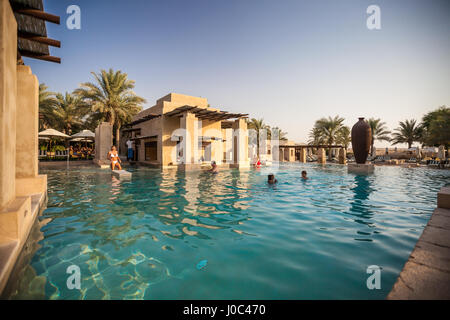 Bab Al Shams Desert Restort. Un hôtel de luxe dans un oasis dans DUBAÏ, ÉMIRATS ARABES UNIS Banque D'Images