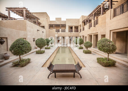 Bab Al Shams Desert Restort. Un hôtel de luxe dans un oasis dans DUBAÏ, ÉMIRATS ARABES UNIS Banque D'Images