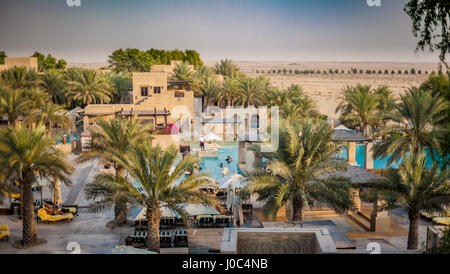 Bab Al Shams Desert Restort. Un hôtel de luxe dans un oasis dans DUBAÏ, ÉMIRATS ARABES UNIS Banque D'Images