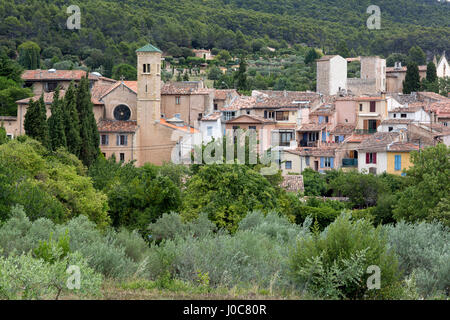 Vue sur la ville, Aups, Var, Provence-Alpes-Côte d'Azur, France,Europe Banque D'Images