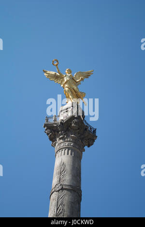 Statue de l'Ange de l'indépendance, Paseo de la Reforma, Mexico City Banque D'Images