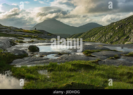 Errigal et Mackoght au Glen, empoisonné de Crockfadda, comté de Donegal, Irlande, Banque D'Images