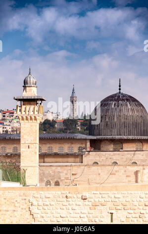 La mosquée Al-Aqsa, à côté du Dôme du Rocher, sur le mont du Temple (Haram-al-Sharif), à Jérusalem (Israël) Banque D'Images