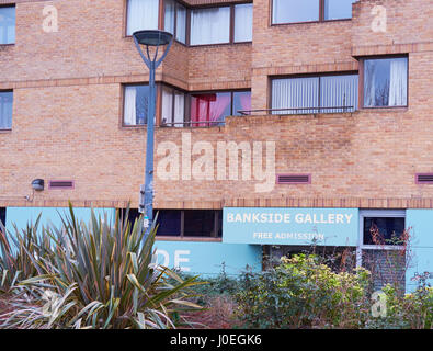 Bankside Gallery, une organisation caritative située sur la Thames path près de la Tate Modern, Londres, Angleterre, Europe Banque D'Images