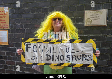 Protestation de fracturation - anti-manifestants fracturation persuader Lancashire Conseil de refuser la permission de Cuadrilla fracturation près de Blackpool. Banque D'Images