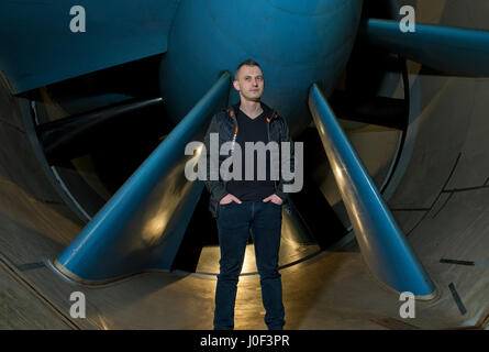 Paul Eremenko, directeur technique d'Airbus Group, chez Airbus Group, Filton, Bristol, UK, dans le tunnel aérodynamique. Banque D'Images