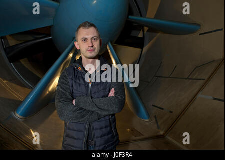 Paul Eremenko, directeur technique d'Airbus Group, chez Airbus Group, Filton, Bristol, UK, dans le tunnel aérodynamique. Banque D'Images