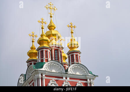 Tours du couvent Novodievitchi à Moscou. Banque D'Images