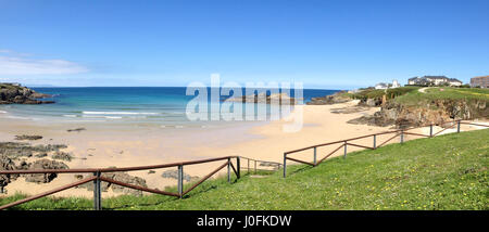 Vue panoramique sur la plage à Tapia de Casariego, Asturias - Espagne Banque D'Images