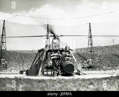 Banc d'essai du rotor de l'hélicoptère à Napier FDE Luton l'exécution d'un développement moteur Gazelle fortement inclinées Banque D'Images