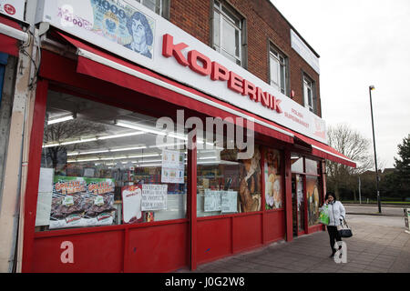 Slough, Royaume-Uni. 1er mars, 2017. Une boutique polonaise. Slough possède une des plus grandes communautés polonaises au Royaume-Uni. Banque D'Images