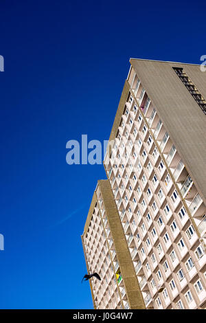 Appartements en forme de tour entre High Street et la Rue Chapel de Kemp Town Brighton UK Banque D'Images