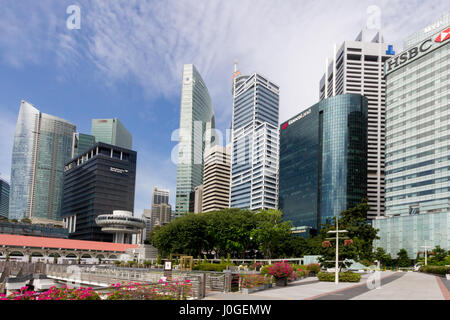 Immeubles de bureaux de la Banque mondiale à Singapour pris de Collyer Quay Banque D'Images