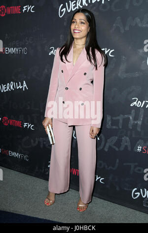 Beverly Hills, CA, USA. 14 avr, 2017. LOS ANGELES - jan 13 : Freida Pinto à la guérilla'' ''FYC Événement au Writer's Guild of America Theater Le 13 avril 2017 à Beverly Hills, CA : Crédit Hpa/via Zuma Zuma/fil Wire/Alamy Live News Banque D'Images