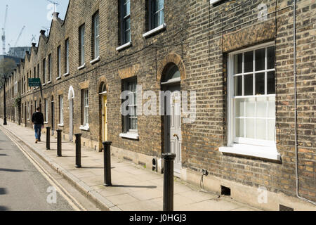 Maisons victorienne avec terrasse près de la gare de Waterloo sur Roupell Street à Lambeth, London, SE1, au Royaume-Uni. Banque D'Images