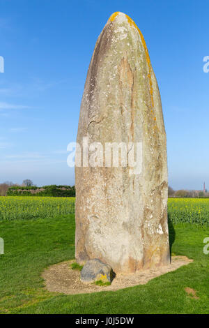 Menhir géant de l'ère mégalithique, Dol-de-breton, France. Banque D'Images