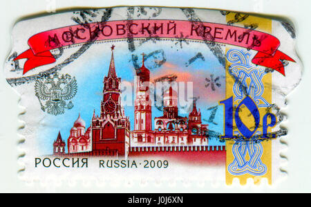 GOMEL, BÉLARUS, le 11 avril 2017. Timbres en Russie montre image du Kremlin de Moscou, est un complexe fortifié au cœur de Moscou, vers 2009. Banque D'Images