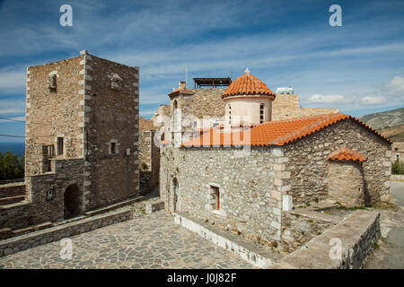 Après-midi de printemps dans le centre fortifié de Vathia, Laconie, Grèce. Banque D'Images