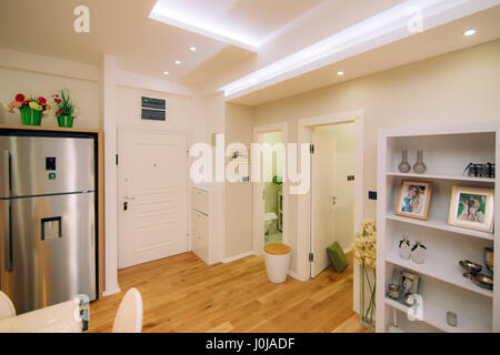 La porte de l'appartement dans l'hôtel Banque D'Images