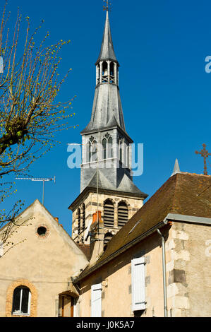 Clocher de l'église, St Pourcain sur Sioule-, Allier, Auvergne, France Banque D'Images