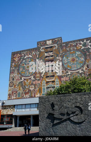 La mosaïque de la bibliothèque centrale de l'artiste Juan O'Gorman Université de l'UNAM, Mexico, Mexique Banque D'Images