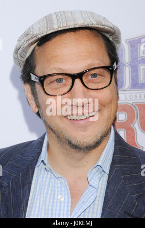 Acteur Rob Schneider assiste à la Joe Dirt 2 : Beautiful Loser premiere hosted by grésille sur Sony Studios le 24 juin 2015 à Los Angeles, Californie. Banque D'Images