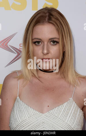 Westwood, USA. 13 avr, 2017. Mahkenna à 'Outcasts' Premiere à l'historique Théâtre Regent à Westwood, en Californie le 13 avril 2017. Crédit : David Edwards/media/Alamy Punch Live News Banque D'Images